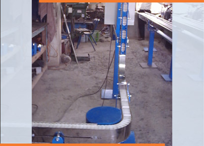 Flexible link conveyors